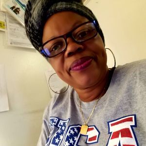 Meet your Posher, Caroline